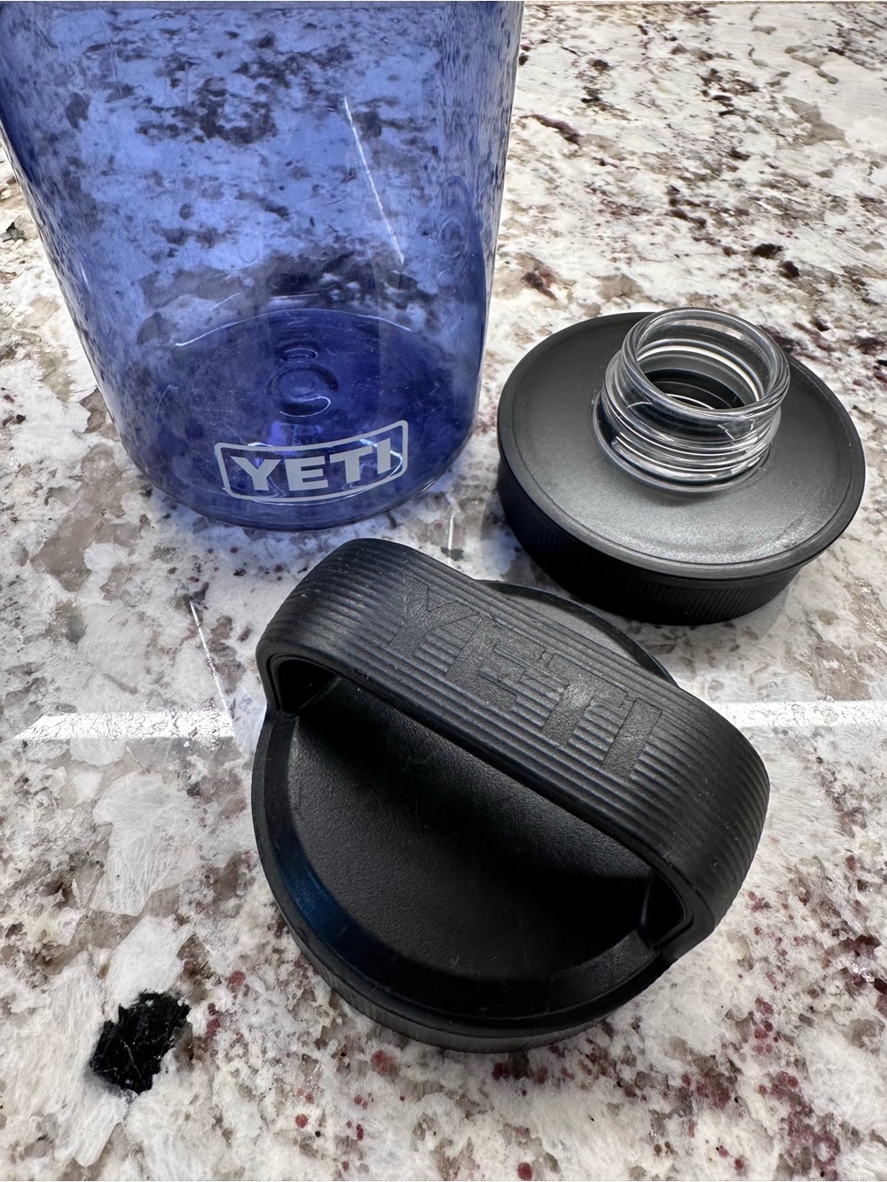 YETI Yonder Water Bottle 1L / 34oz with Chug Cap BPA-free Navy Blue $38